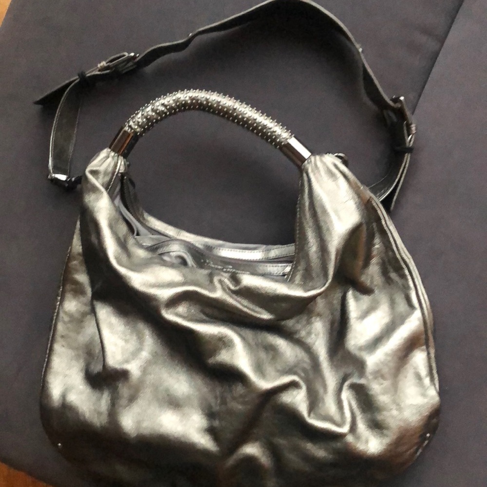 Kenneth Cole hand bag w strap
